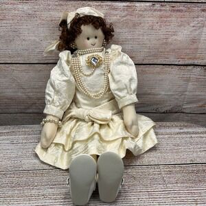 Small Wonders Erica 22 Inch Cloth Doll Cream Jacquard Dress Faux Pearls Vintage